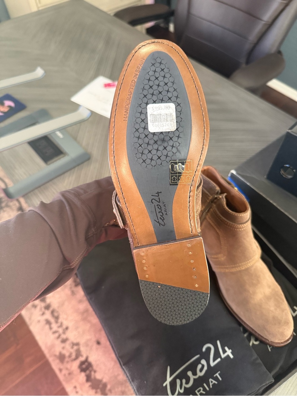 Ariat Two24 Paloma Shoe Box - Black with Brown Label Accent - Picture 5 of 5